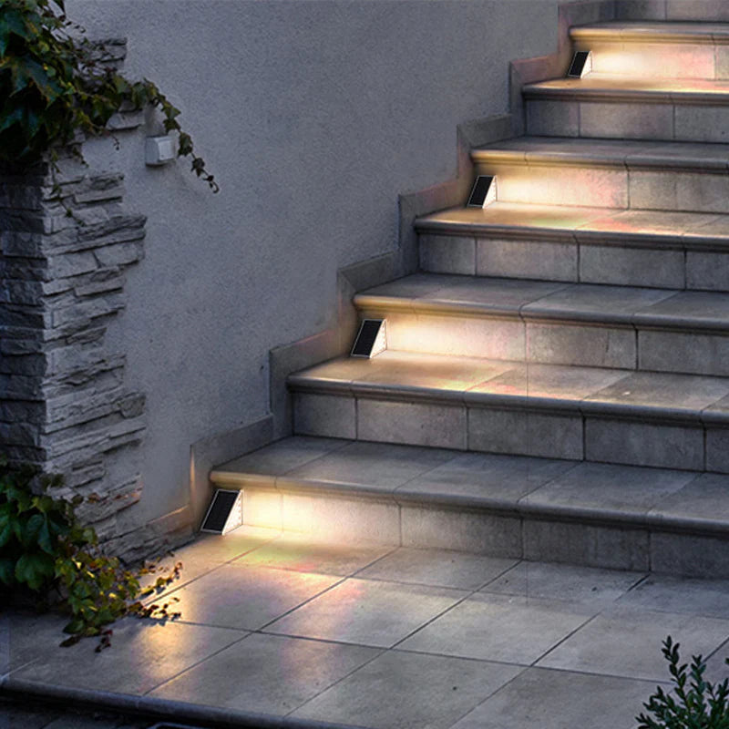 StepSolar™|ソーラー階段ライト – LED Step Light