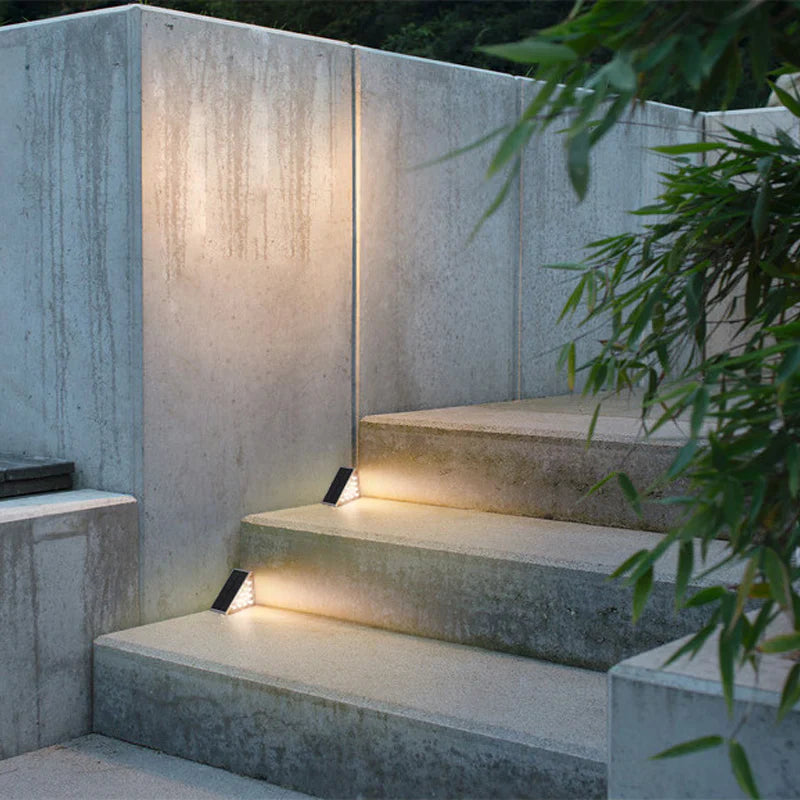 StepSolar™|ソーラー階段ライト – LED Step Light
