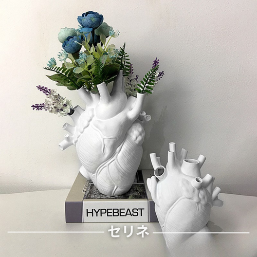 HeartVaseアート™｜モダン心臓型レジン花瓶 オブジェ風アートベース